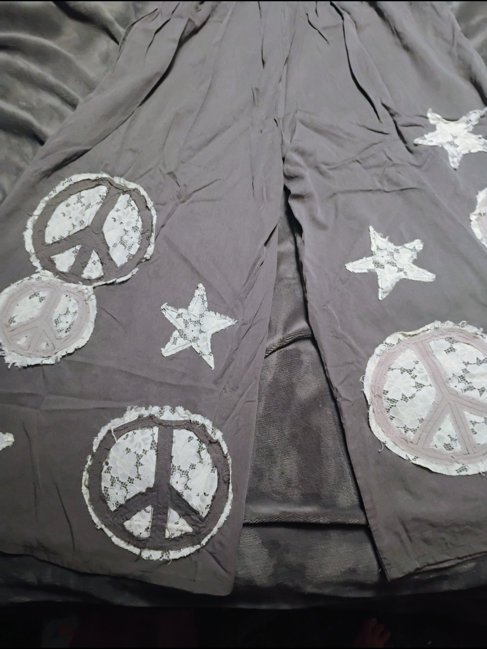 Oli & Hali Gray Wide-Leg Pants with White Lace Peace Signs & Stars